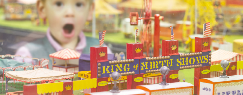 child with king of mirth exhibit