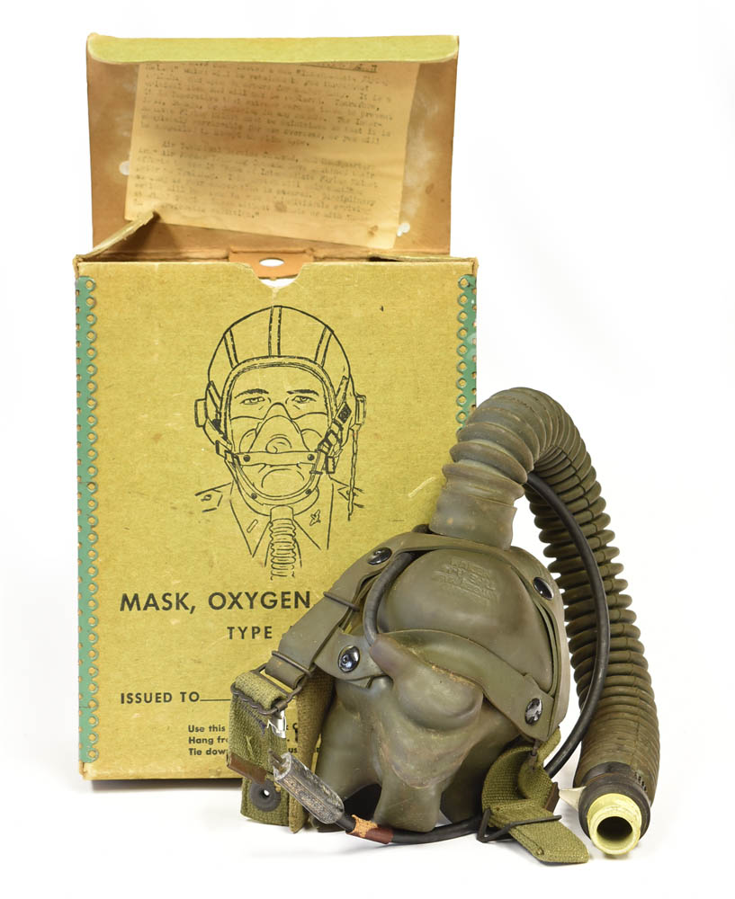 photo of oxygen mask with illustrated box